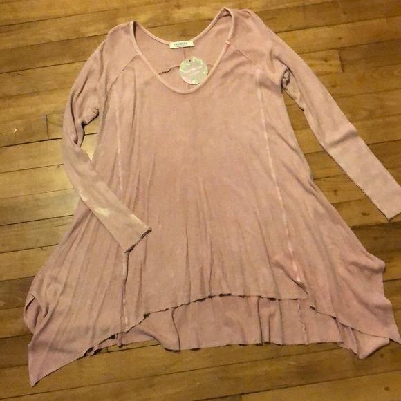 SALE : Blush Pink Knit Tunic Blouse in medium - Picture 3 of 5